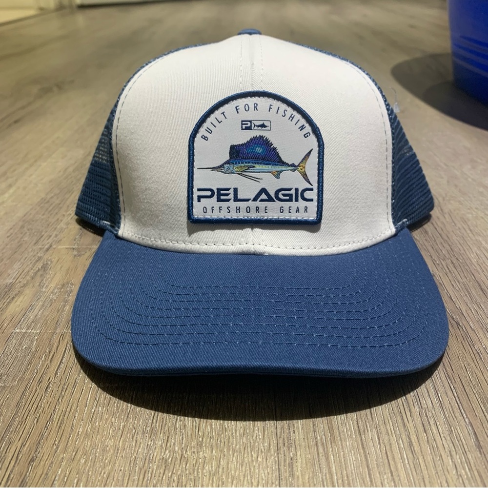 Pelagic trucker hat